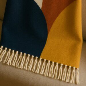 Timberlane UK Crest Wool Throw